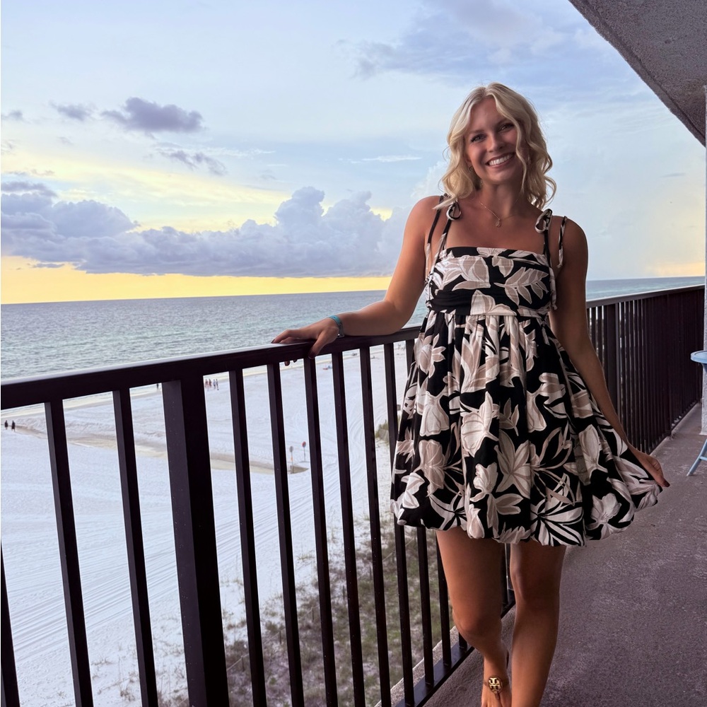 Meet your Posher, Emma